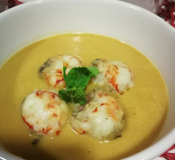 Bombones de gambón y su bisque